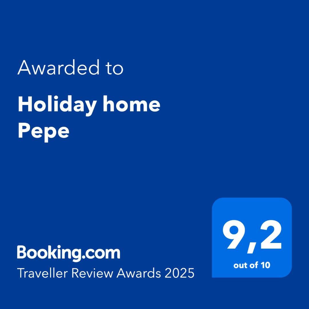 Holiday Home Pepe Banj Luaran gambar